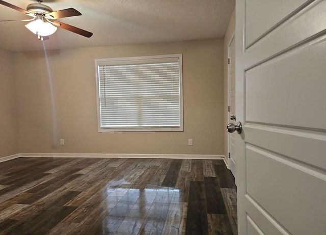 125 Melbourne Dr Apt C, Clarksville, TN 37043
