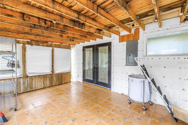 2334 PROSPECT STREET, Sarasota, FL 34239