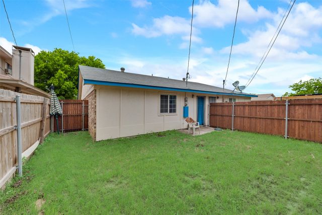 411a S Las Vegas Trail, White Settlement, TX 76108
