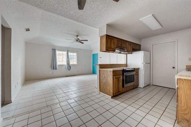 411a S Las Vegas Trail, White Settlement, TX 76108