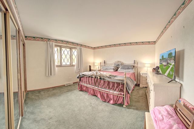9300 Austin Avenue, Oak Lawn, IL 60453