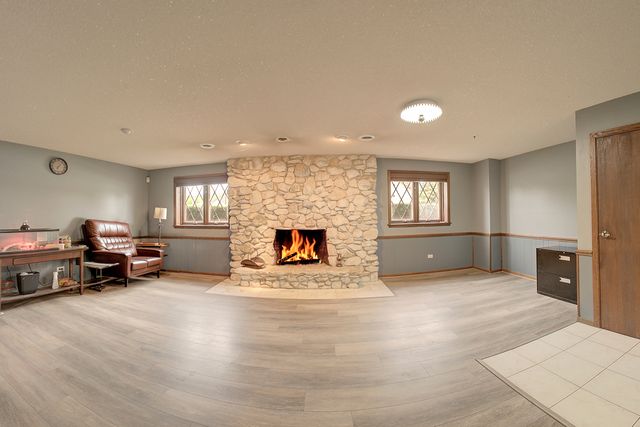 9300 Austin Avenue, Oak Lawn, IL 60453