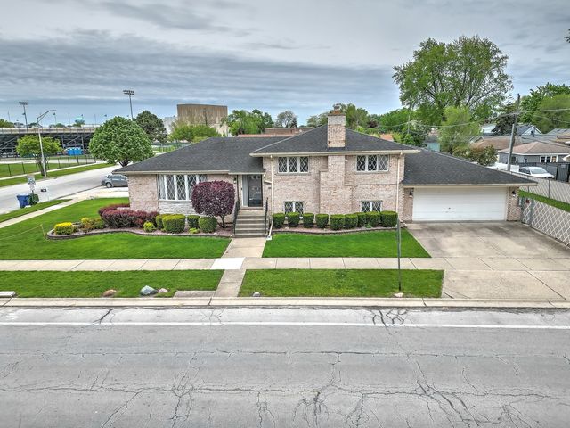 9300 Austin Avenue, Oak Lawn, IL 60453