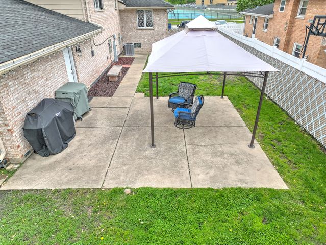 9300 Austin Avenue, Oak Lawn, IL 60453