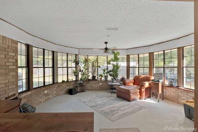 1100 Chipper Lane, Keithville, LA 71047