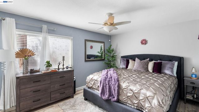 1143 Bedford, Vacaville, CA 95687