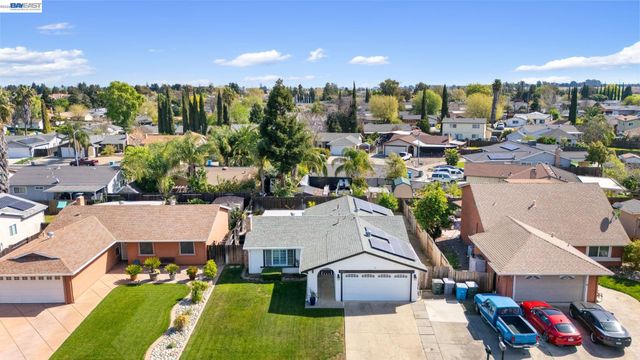 1143 Bedford, Vacaville, CA 95687