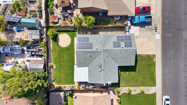 1143 Bedford, Vacaville, CA 95687