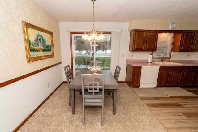 821 Greenmount Court, Mishawaka, IN 46544