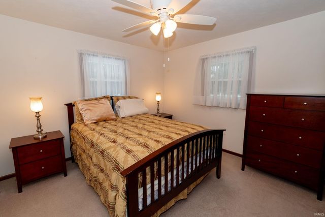 821 Greenmount Court, Mishawaka, IN 46544