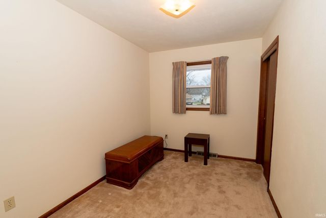 821 Greenmount Court, Mishawaka, IN 46544