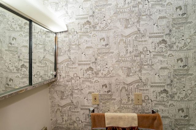 821 Greenmount Court, Mishawaka, IN 46544