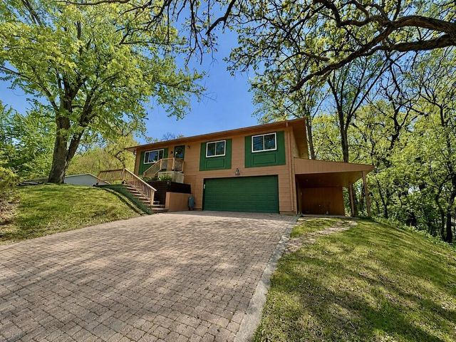 29941 Greenleaf DRIVE, Burlington, WI 53105