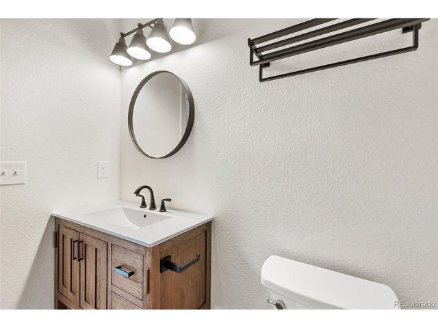 240 N Mountain Estates Rd, Florissant, CO 80816