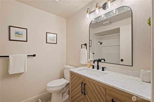17534 161st Avenue SE, Renton, WA 98058