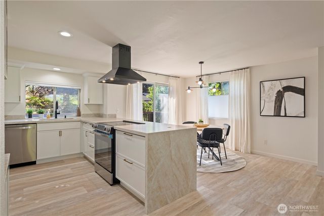 17534 161st Avenue SE, Renton, WA 98058