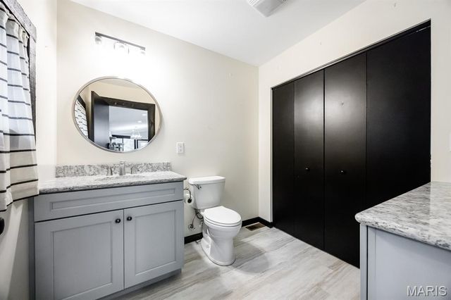 130 Covered Bridge Lane, Belleville, IL 62221