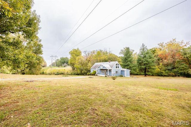 130 Covered Bridge Lane, Belleville, IL 62221