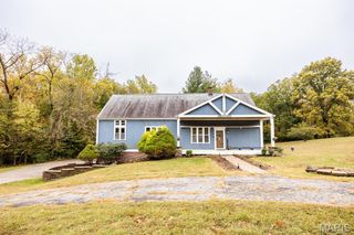 130 Covered Bridge Lane, Belleville, IL 62221