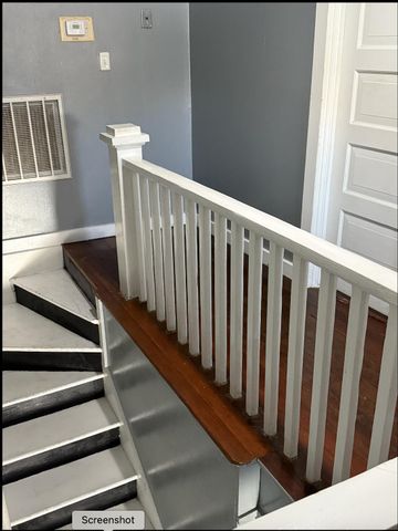 253 E Putnam Avenue, Porterville, CA 93257