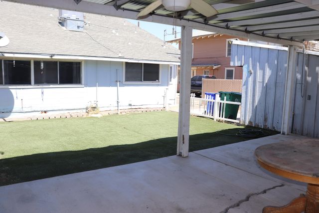 253 E Putnam Avenue, Porterville, CA 93257
