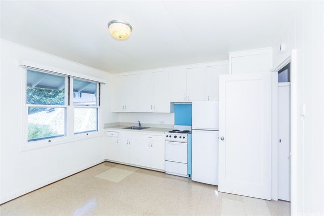 1918 Waiola Street 4, Honolulu, HI 96826