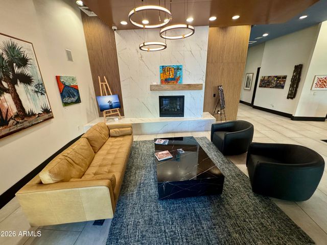 310 S 4TH Street 607, Phoenix, AZ 85004