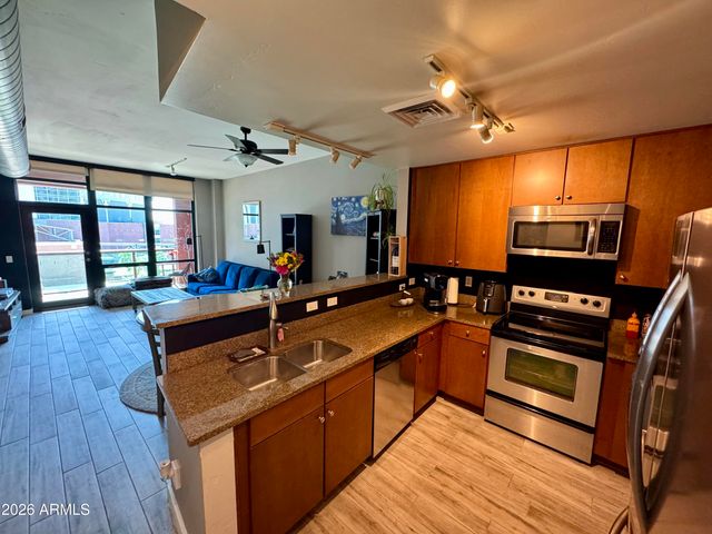 310 S 4TH Street 607, Phoenix, AZ 85004