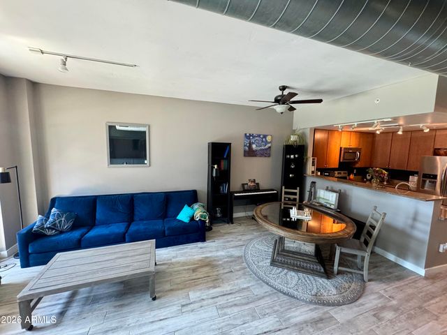 310 S 4TH Street 607, Phoenix, AZ 85004
