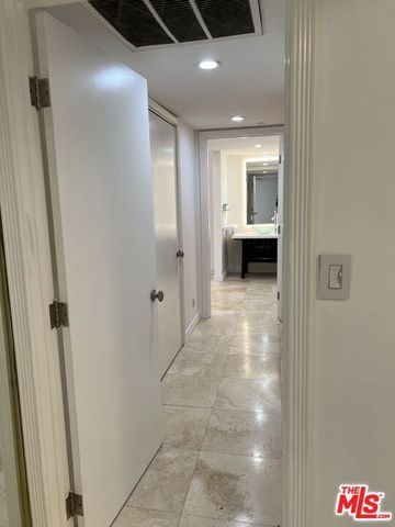 10535 Wilshire Boulevard D4, Los Angeles, CA 90024