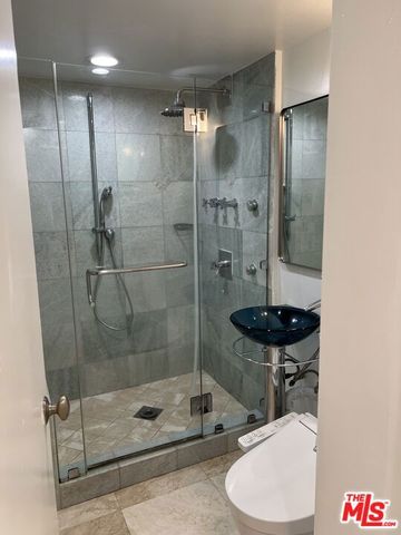 10535 Wilshire Boulevard D4, Los Angeles, CA 90024