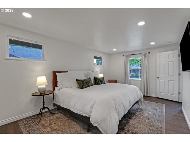 18030 Nw PARK VIEW Blvd, Portland, OR 97229