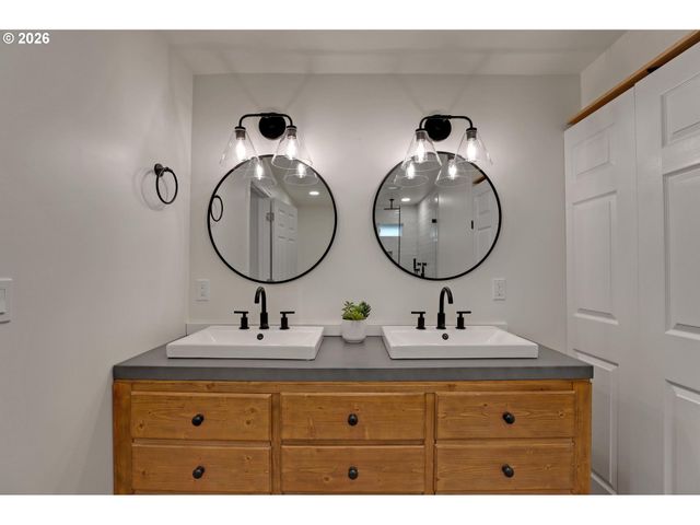 18030 Nw PARK VIEW Blvd, Portland, OR 97229