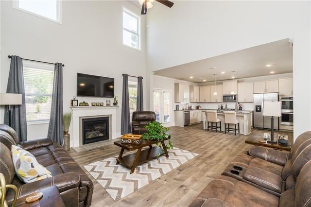123 Treeline Trail, Canton, GA 30115