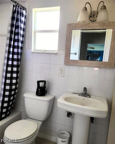 4106 22nd ST SW, Lehigh Acres, FL 33976