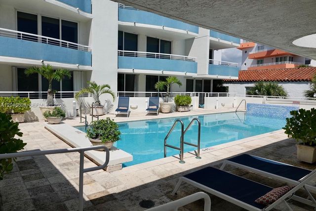 200 Ocean Dr 3C, Miami Beach, FL 33139