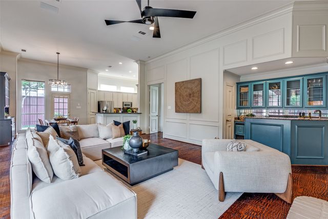 5900 Kensington Drive, Plano, TX 75093