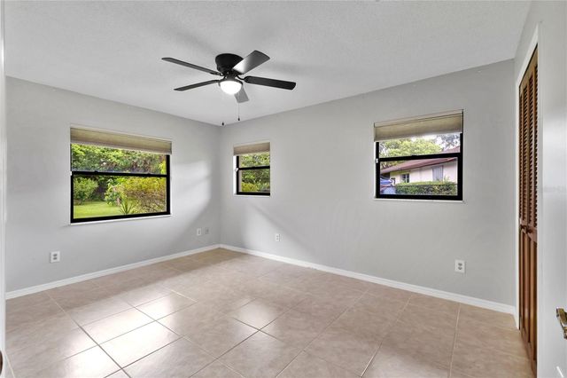 3292 MAJESTIC OAK DRIVE, St Cloud, FL 34771
