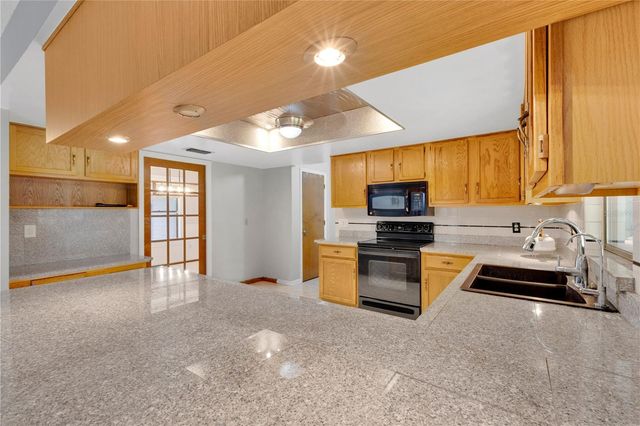 3292 MAJESTIC OAK DRIVE, St Cloud, FL 34771