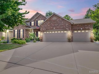 3333 Karros Court, Edwardsville, IL 62025