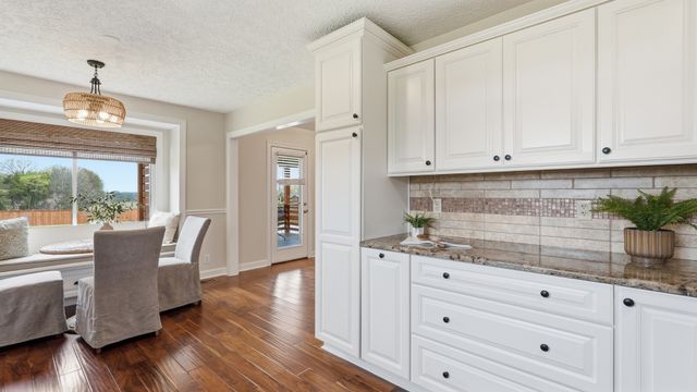 715 Poplar Dr, Mount Juliet, TN 37122