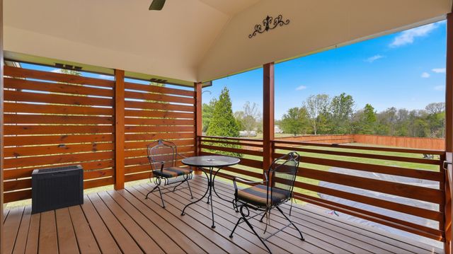 715 Poplar Dr, Mount Juliet, TN 37122