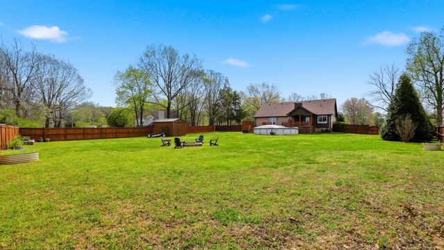715 Poplar Dr, Mount Juliet, TN 37122