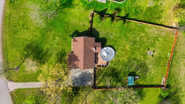 715 Poplar Dr, Mount Juliet, TN 37122