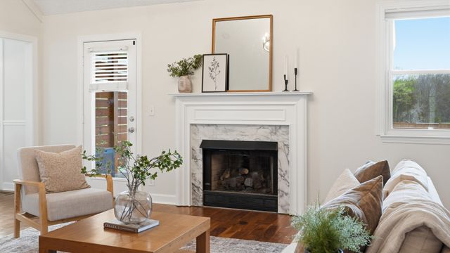 715 Poplar Dr, Mount Juliet, TN 37122