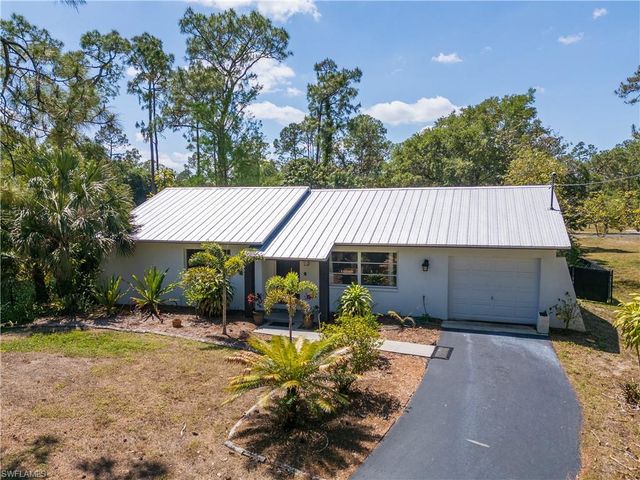 5870 Star Grass LN, Naples, FL 34116