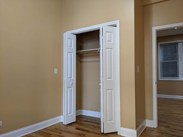 712 S Aberdeen Street 1A, Chicago, IL 60607