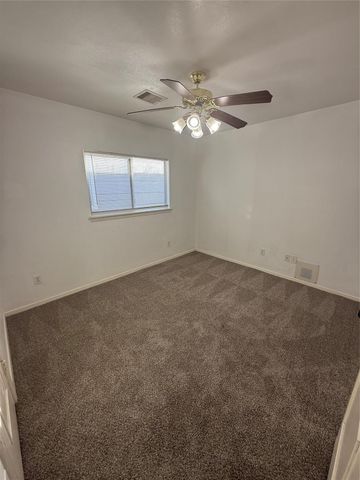 1639 Nichole Woods Drive, Houston, TX 77047