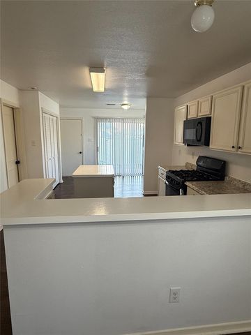 1639 Nichole Woods Drive, Houston, TX 77047