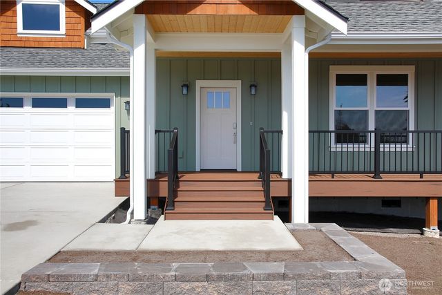 2439 Cambridge Court, Langley, WA 98260